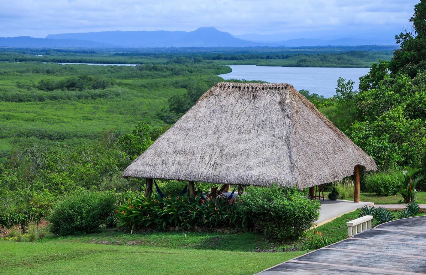 El Regalo Resort 博卡奇卡 外观 照片